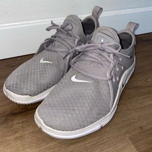 Men’s Gray Nike Sneakers